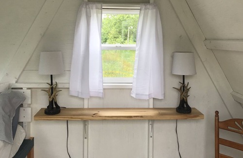St. Charles Cabin | Tiny Off Grid A-Frame Cottage - Glamping St. Louis