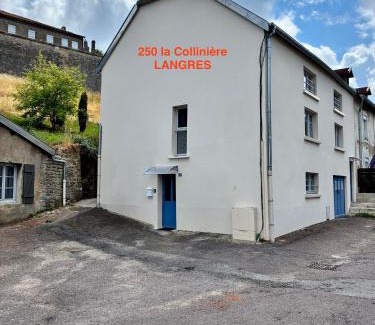 Langres Apartment | Tiny room
