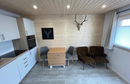 Hulben Apartment | TinyHaus #4 Hülben - Ortsrand - kostenlose Parkplätze