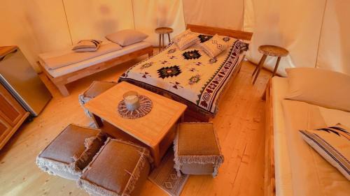 Falkenberg Apartment | Tipi Missouri