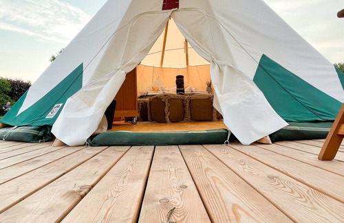 Belau Apartment | Tipi Shoshoni at Lake Belau