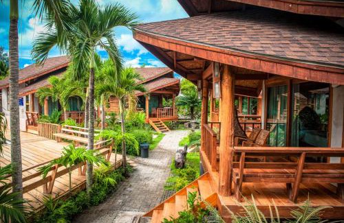 Rayong Hotel | Tique Series Boutique Resort (SHA Extra Plus)