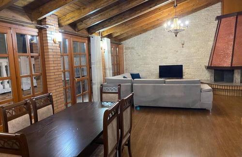Blloku Apartment | Tirana City Center Apartment W