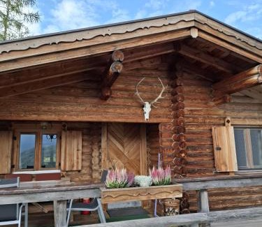 Imst Apartment | Tiroler Blockhaus