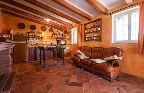 Dorgali House | Tiscali-goroppu vacation home.