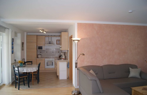 Nienhagen Apartment | Tischler Whg4 - Tischler W4 NH