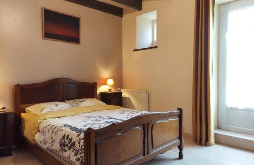 Pommerit-le-Vicomte Apartment | Tivakazo