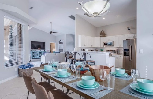 Central Naples House | Tivoli Serenity | Modern Salt Pool Villa with Water View! King Beds!