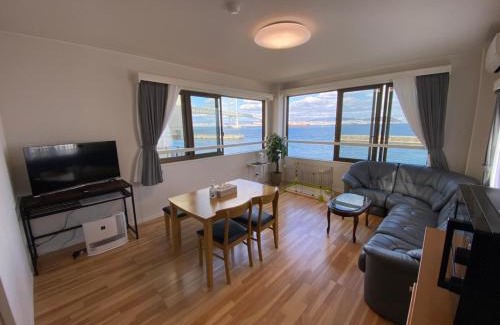 Awaji House | Tiz wan 明石大橋