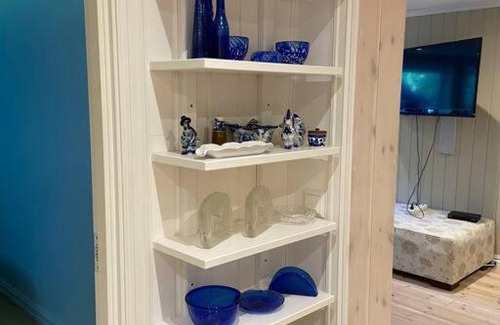 Larvik Apartment | Tjodalyng - ved Viksfjord - sokkelleilighet