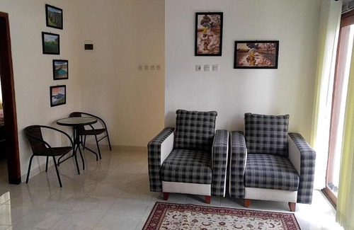 Sidomulyo House | Tjunduk Djiwanta Family House