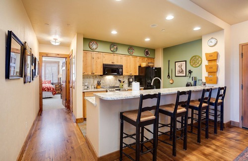 Steamboat Springs Condo | TL2207 | Lovely Residence | Pools | Close to Slopes | Winter Shuttle