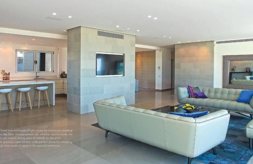 Tel Aviv Promenade Apartment | TLV water front 5 star 500 meter Garden apartment for rent