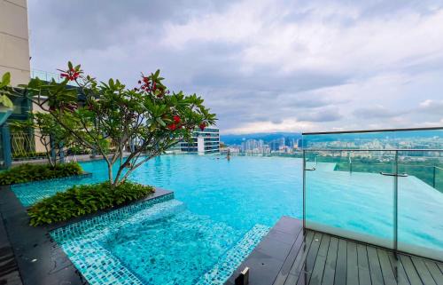 Golden Triangle Apartment | TM Persiaran Stonor KLCC - MK HOME