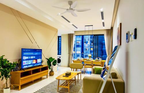 Golden Triangle Apartment | TM Persiaran Stonor KLCC - MK HOME