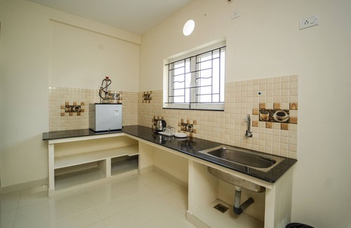 Kalapettai Hotel | TNV Residency