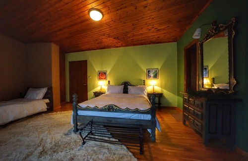 Eptalofos Hotel | To Balcony tis Agorianis