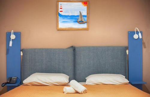 Moudros Hotel | To Kyma