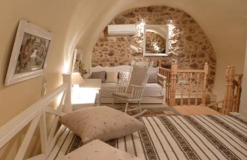 Avgonyma Apartment | To Petradi