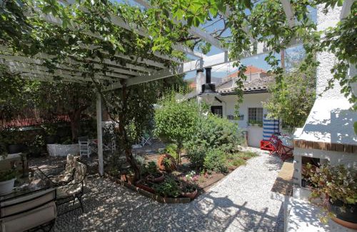 Galaxidi Apartment | To Spitaki Apartments