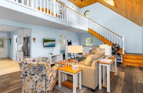 Tobermory House | Tobermory Family Lake House