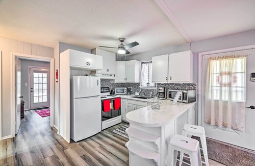 Tobyhanna House | Tobyhanna Home Near Kalahari w/Lake & Pool Access