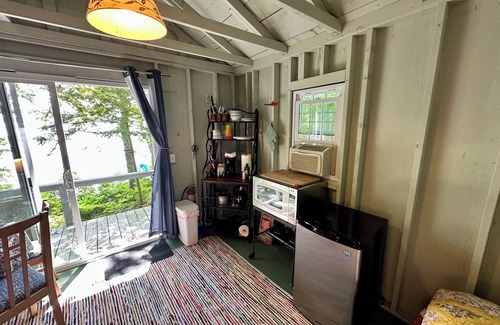 Orland Cottage | Toddy Pond Sunset Cabin-Stunning views, water fun, close to coastal towns, parks