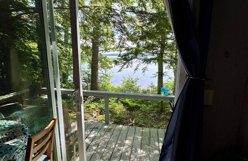 Orland Cottage | Toddy Pond Sunset Cabin-Stunning views, water fun, close to coastal towns, parks