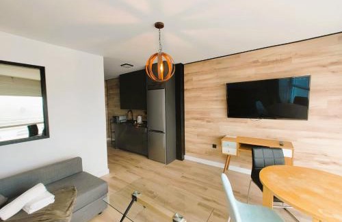 Pradollano Apartment | TODOSIERRANEVADA ZONA BAJA - MONTBLANC VISTAS A LA MONTANA - Junto a los Telecabinas