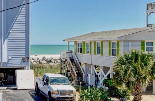 North Carolina Coast House | Toes in the Sand by Bryant Real Estate