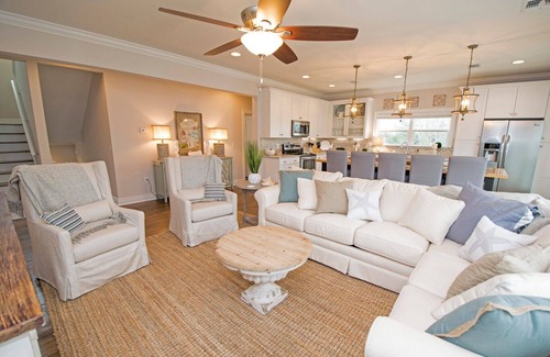 Miramar Beach House | TOES IN THE SAND: Fall 2025, book 3 nights, get 4th night FREE!
