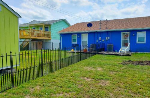 Atlantic Beach House | Toes in the Sand Unit B