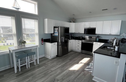North Topsail Beach House | Toes in the Sand-Oceanfront