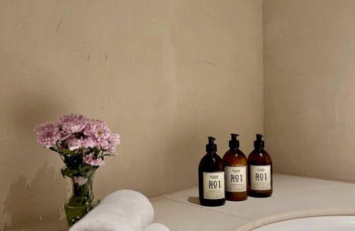 Saint-Paul-de-Vence House | Toile Blanche