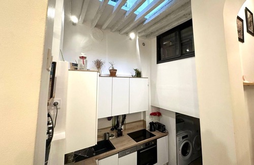 Aix-en-Provence Historic Centre Apartment | Toit Vieil - Terrace with stunning view over Aix rooftops
