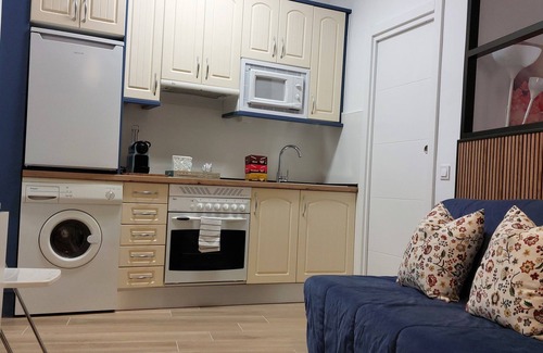 Toledo City Center Apartment | ToledoAloja - T24 -Study in the historic center of Toledo