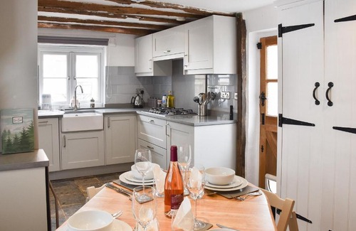 Lowestoft House | Toll Cottage