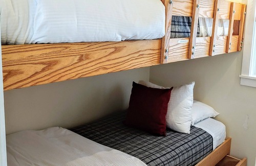 Stowe Area Condo | Toll House, Stowe Mountain Condo