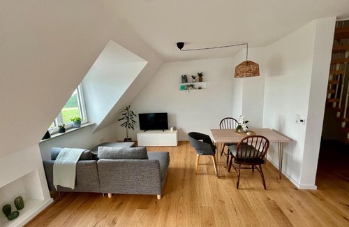 Muhr am See Apartment | Tolle Maisonette Wohnung mit Seeblick - Ferienwohnung Seeliebe