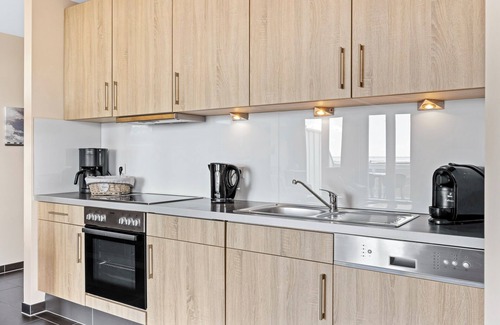 Wremen Apartment | Tolle, Ruhige Ferienwohnung in Strandnähe mit Sauna, Meerblick und Zwei Balkonen