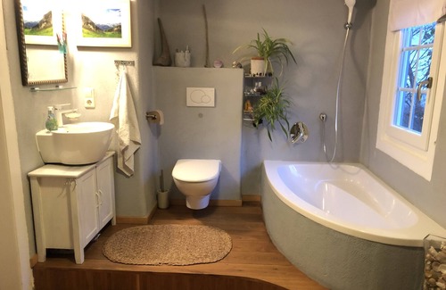 Sankt Goar Bed & Breakfast | Tolles, 200 Jahre altes Lehmhaus mit großem Garten, Sauna, zwei Bäder, Küche