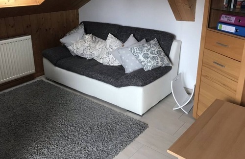 Munchen District Apartment | Tolles Appartement Nähe S Bahn und mit Blick auf die Berge