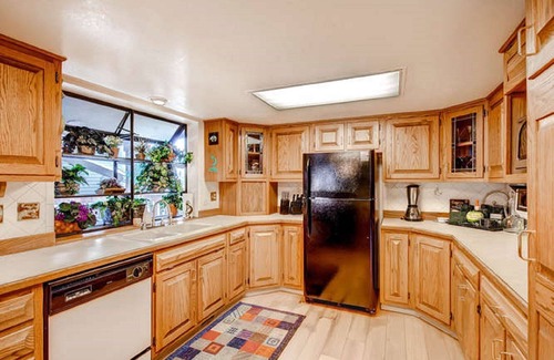 Warrior's Mark House | Tomahawk Lodge: Large Duplex in Town; Both Sides Combined