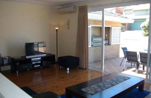 Shoal Bay House | Tomaree Palms 39 Tomaree Road