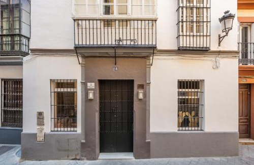 El Arenal Apartment | Tomas Ibarra Pool & Luxury