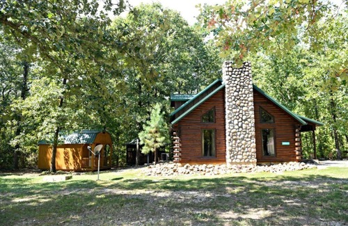 Broken Bow Cabin | Tomichi Link-N-Log Cabin Near Broken Bow Lake Damn