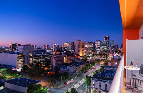 Adelaide Central Business District Hotel | Toms Court Hotel