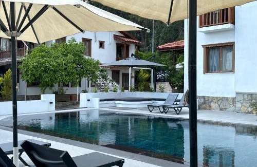 Akyaka Hotel | Tomsan Suites & Villas Akyaka
