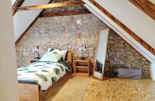 Trosmarija Apartment | Tone