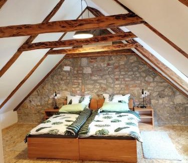 Trosmarija Apartment | Tone